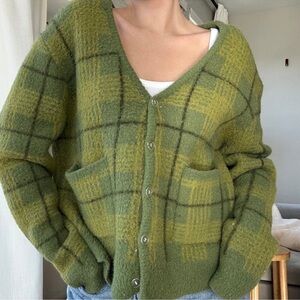 UNIF Green Plaid Ty V Neck Cardigan Sweater